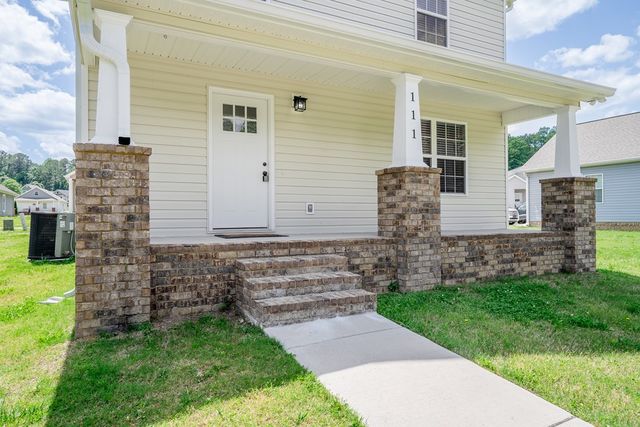 111 Arthur Street, Dalton, GA 30721