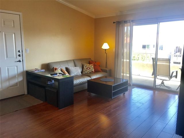 1020 Vista Del Cerro 305, Corona, CA 92879