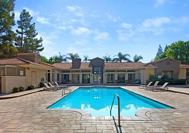 1020 Vista Del Cerro 305, Corona, CA 92879
