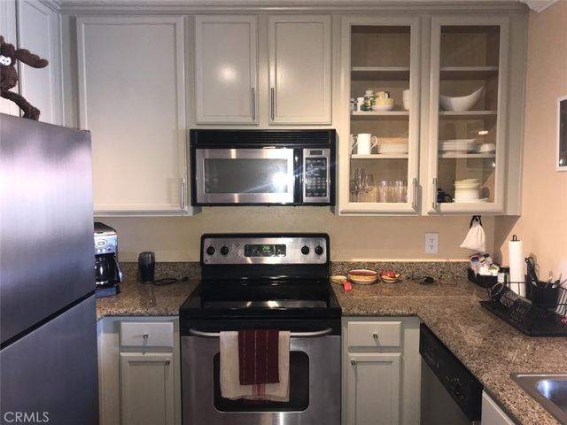 1020 Vista Del Cerro 305, Corona, CA 92879