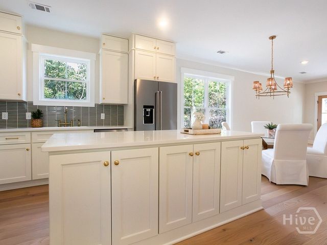 807 E 36th Street, Savannah, GA 31401