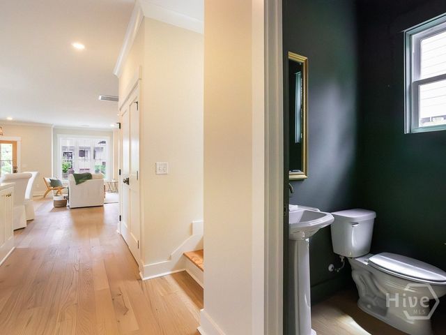 807 E 36th Street, Savannah, GA 31401