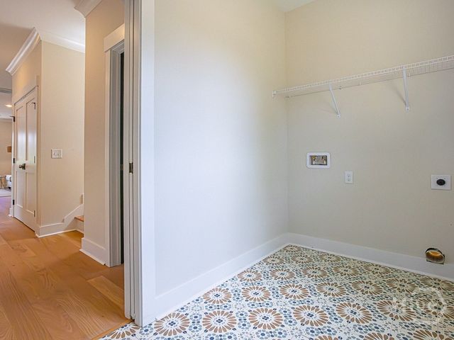 807 E 36th Street, Savannah, GA 31401