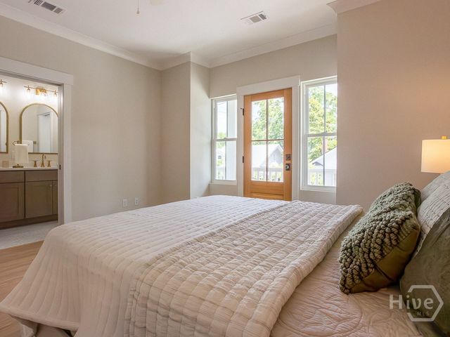 807 E 36th Street, Savannah, GA 31401