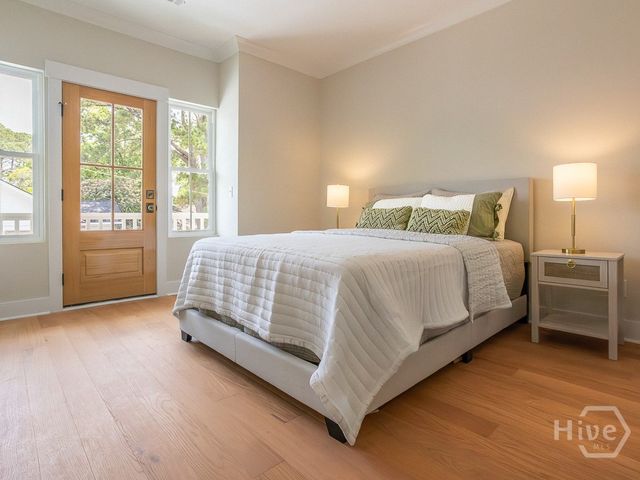 807 E 36th Street, Savannah, GA 31401