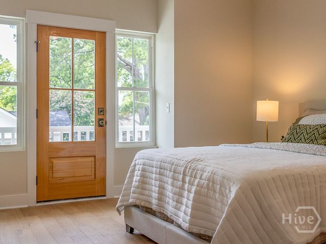807 E 36th Street, Savannah, GA 31401