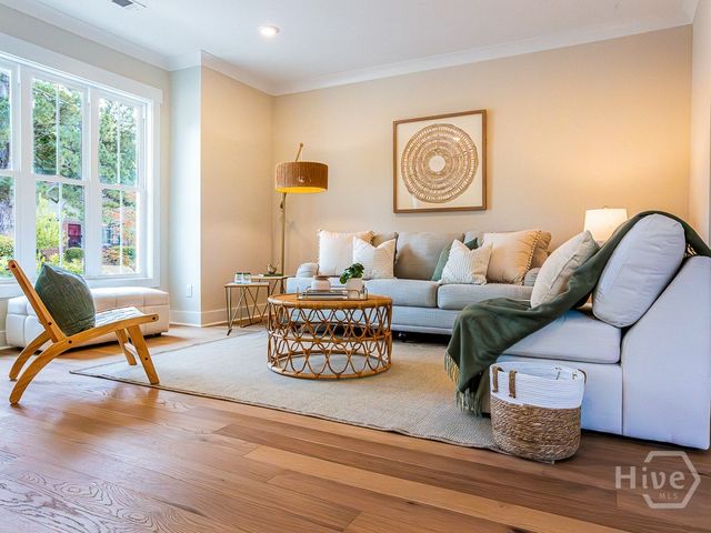 807 E 36th Street, Savannah, GA 31401