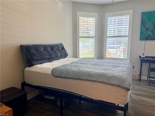 2305 Beach Haven Dr Apt 103, Virginia Beach, VA 23451