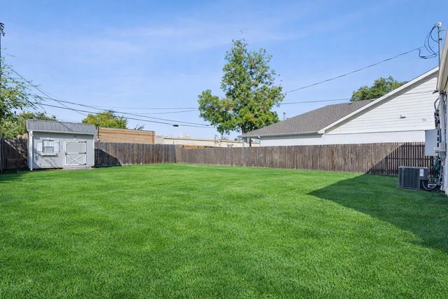 2624 Ryan Avenue, Fort Worth, TX 76110