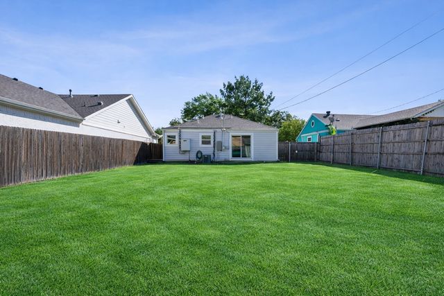 2624 Ryan Avenue, Fort Worth, TX 76110