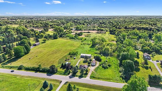 13408 N Belsay Road, Millington, MI 48746