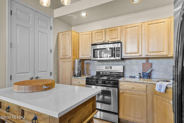 402 Post Way, Tubac, AZ 85646