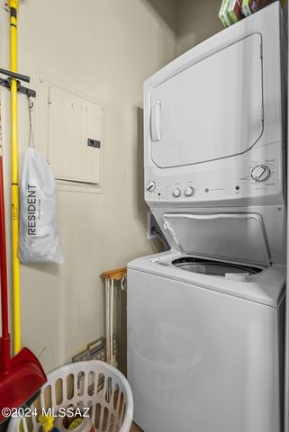 402 Post Way, Tubac, AZ 85646