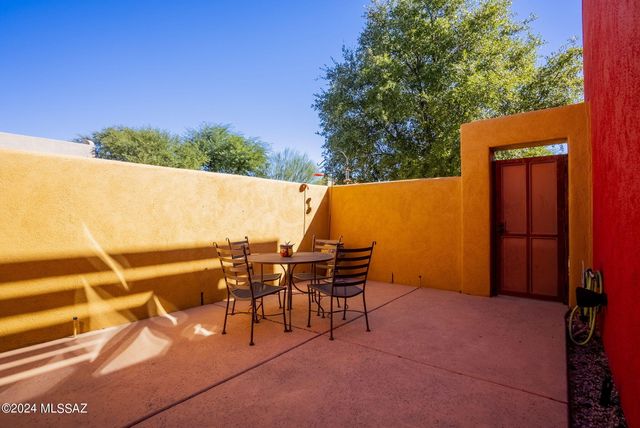 402 Post Way, Tubac, AZ 85646