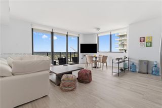 121 NE 34th Street 2109, Miami, FL 33137