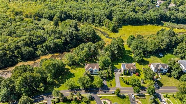 24 Swan Ln, Jefferson Twp., NJ 07849