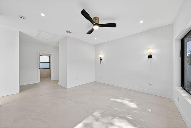 1004 Avon Road, West Palm Beach, FL 33401