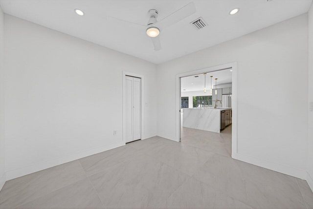 1004 Avon Road, West Palm Beach, FL 33401