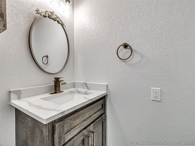 3150 E Woodrow Street, Tulsa, OK 74110