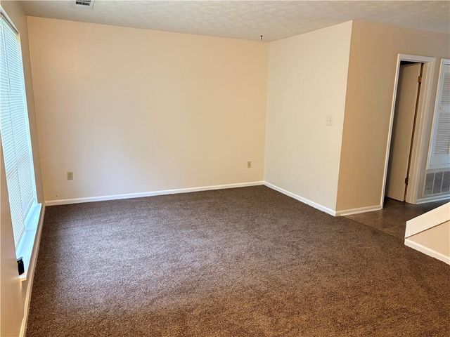 165 Hunters Lane B, Fayetteville, GA 30215