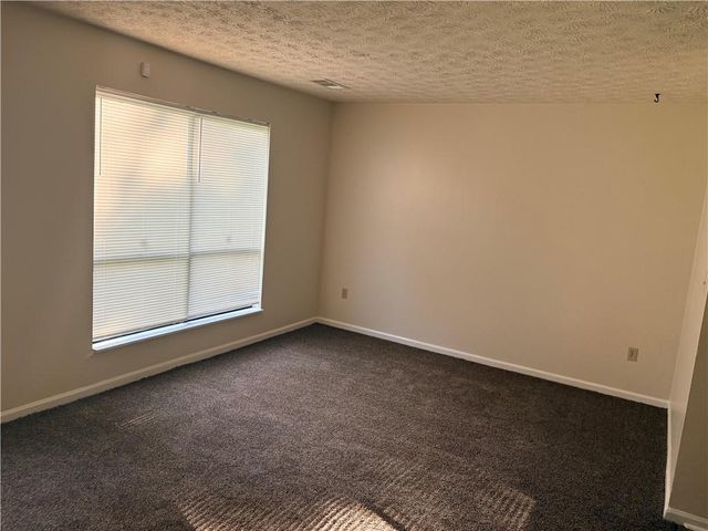 165 Hunters Lane B, Fayetteville, GA 30215