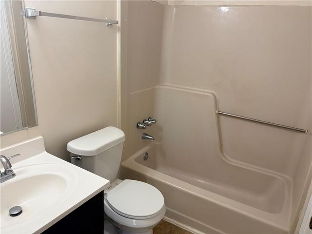 165 Hunters Lane B, Fayetteville, GA 30215