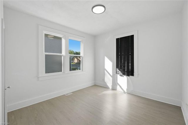 118 Cherry AVE, Hampton, VA 23661