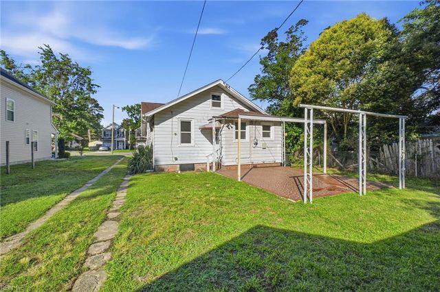 118 Cherry AVE, Hampton, VA 23661