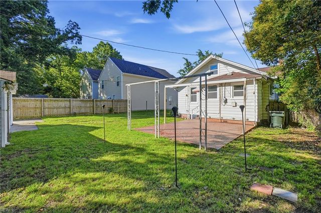 118 Cherry AVE, Hampton, VA 23661
