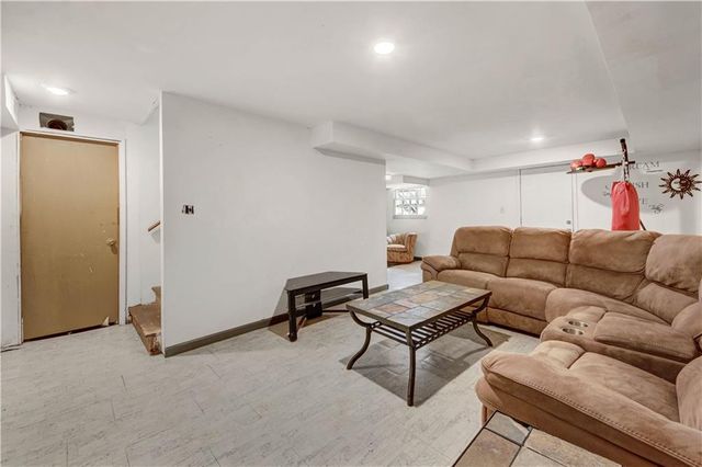 1477 Thornhill SW Court, Lilburn, GA 30047