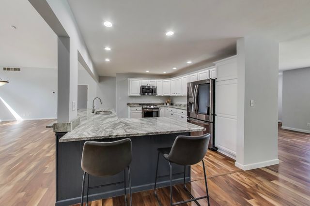 1009 Lake George Drive, Hobart, IN 46342