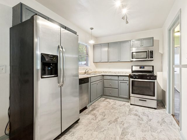 3319 Mayhew Drive, Dallas, TX 75228