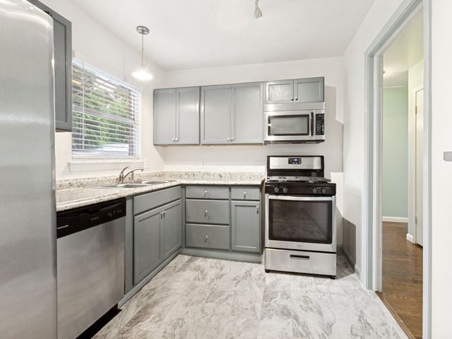 3319 Mayhew Drive, Dallas, TX 75228