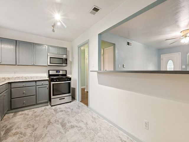 3319 Mayhew Drive, Dallas, TX 75228