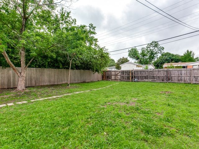 3319 Mayhew Drive, Dallas, TX 75228