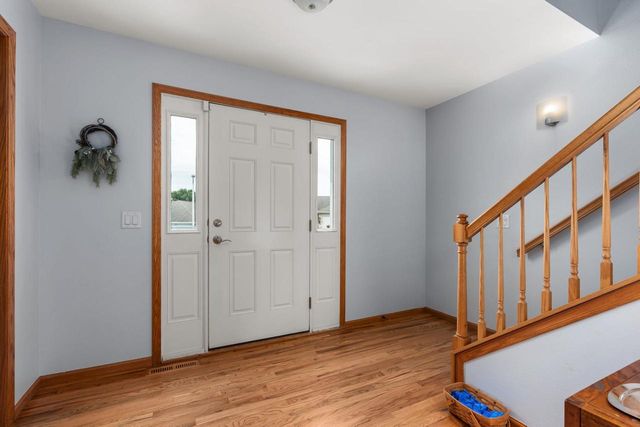 1208 Temple Drive, Mount Horeb, WI 53572