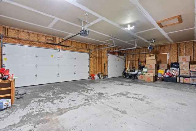 1208 Temple Drive, Mount Horeb, WI 53572