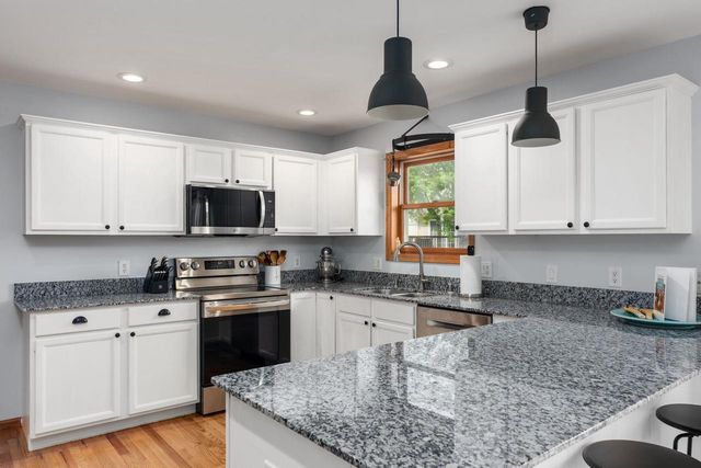 1208 Temple Drive, Mount Horeb, WI 53572