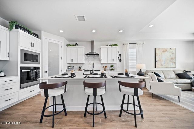 13945 Thunder Sky Ave Avenue, El Paso, TX 79928