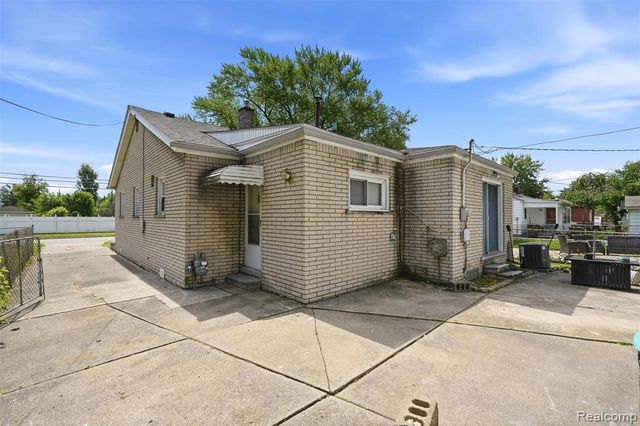 17447 Prospect Street, Melvindale, MI 48122