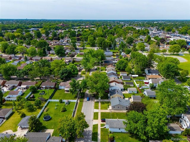 17447 Prospect Street, Melvindale, MI 48122