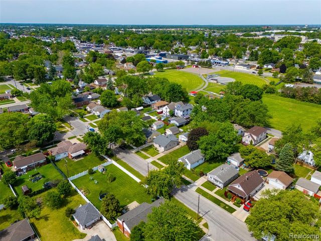 17447 Prospect Street, Melvindale, MI 48122