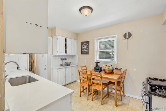 17447 Prospect Street, Melvindale, MI 48122