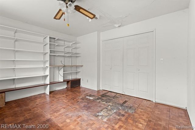 21885 Maplewood Drive, Southfield, MI 48033