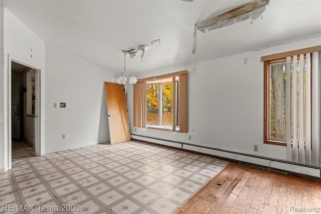 21885 Maplewood Drive, Southfield, MI 48033