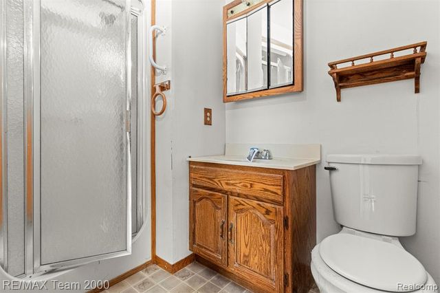 21885 Maplewood Drive, Southfield, MI 48033