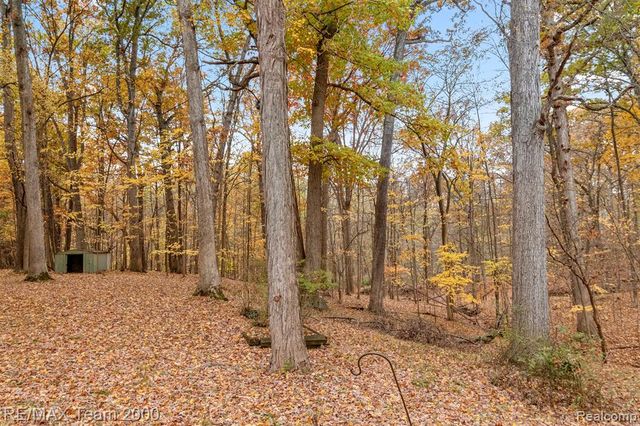 21885 Maplewood Drive, Southfield, MI 48033