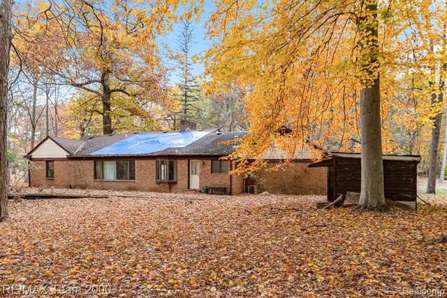 21885 Maplewood Drive, Southfield, MI 48033