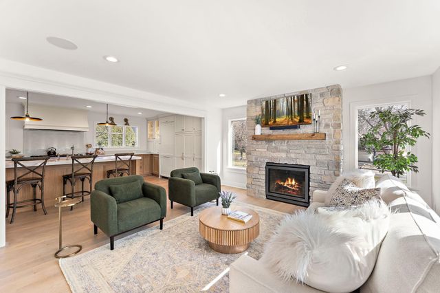 2741 Crescent Ridge Road, Minnetonka, MN 55305