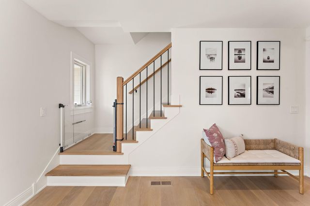 2741 Crescent Ridge Road, Minnetonka, MN 55305